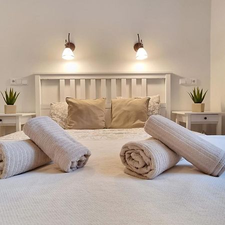 Finnem Rentals Florenc Прага Екстериор снимка