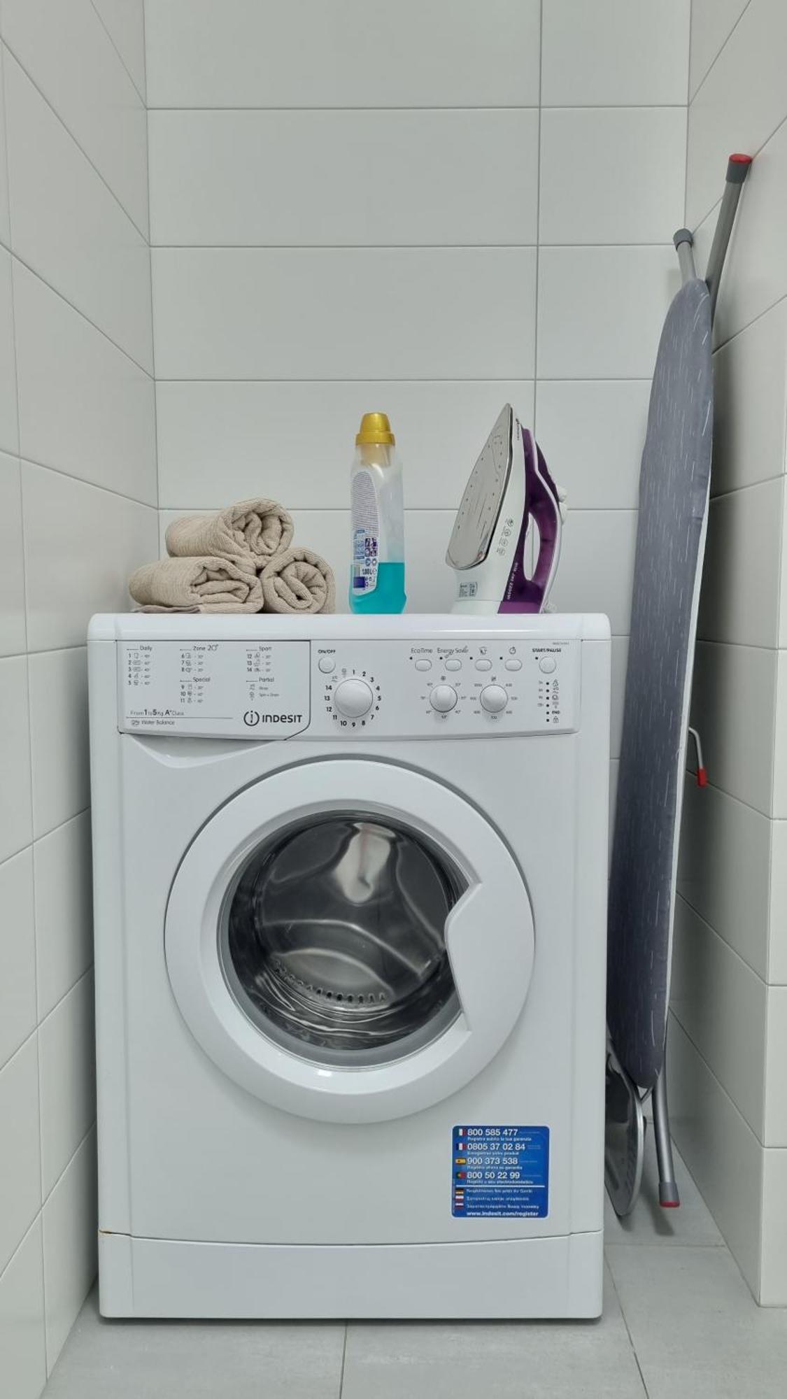 Finnem Rentals Florenc Прага Стая снимка